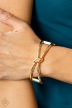 Load image into Gallery viewer, 0622 Fiercely 5th Avenue - Complete Trend Blend Paparazzi Accessories
