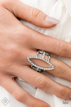 Load image into Gallery viewer, 0622 Glimpses of Malibu - Complete Trend Blend Paparazzi Accessories
