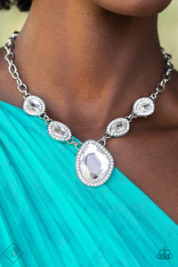 0722 Fiercely 5th Avenue - Complete Trend Blend Paparazzi Accessories