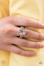 Load image into Gallery viewer, 0822 Fiercely 5th Avenue - Complete Trend Blend Paparazzi Accessories
