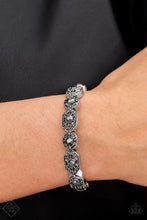 Load image into Gallery viewer, 0822 Magnificent Musings - Complete Trend Blend Paparazzi Accessories
