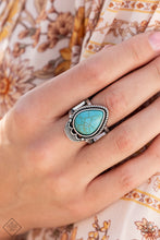 Load image into Gallery viewer, 1022 Simply Santa Fe - Complete Trend Blend Paparazzi Accessories
