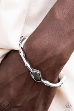 Load image into Gallery viewer, 1022 Magnificent Musings - Complete Trend Blend Paparazzi Accessories
