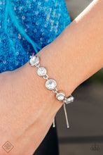 Load image into Gallery viewer, 1122 Fiercely 5th Avenue - Complete Trend Blend Paparazzi Accessories
