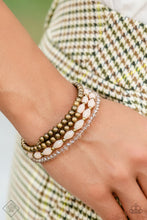 Load image into Gallery viewer, 1122 Glimpses of Malibu - Complete Trend Blend Paparazzi Accessories
