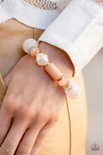 Load image into Gallery viewer, 1222 Glimpses of Malibu - Complete Trend Blend Paparazzi Accessories
