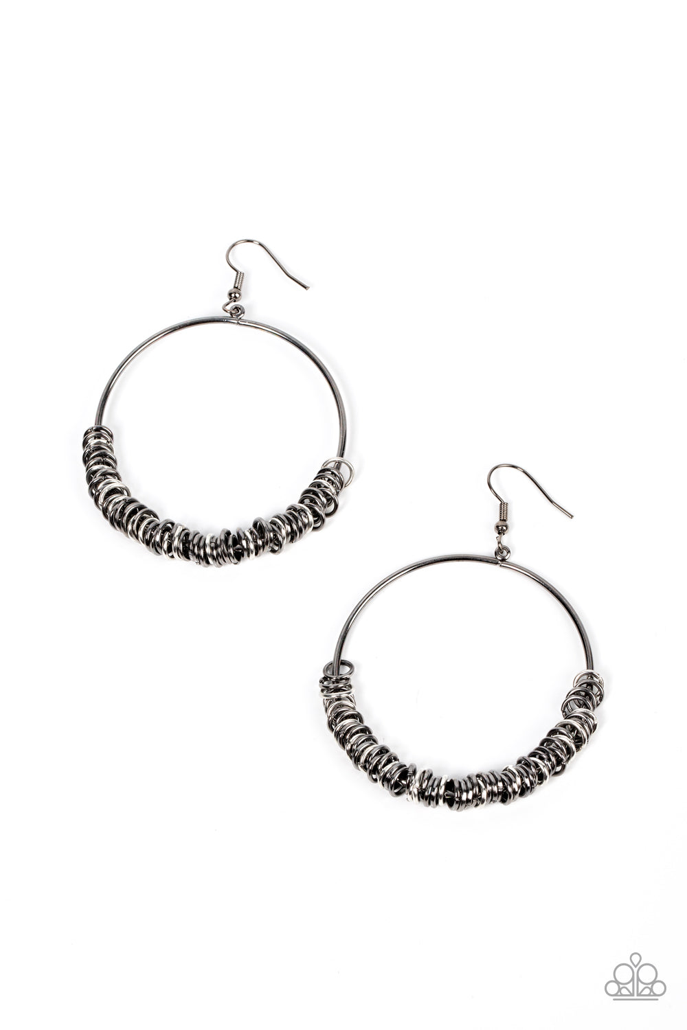 Retro Ringleader - Multi Paparazzi Accessories