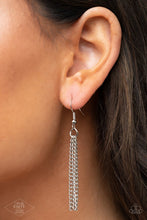 Load image into Gallery viewer, Paparazzi Accessories - Way To Make An Entrance - Multi
