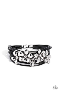 Here Comes the BLOOM - Black Paparazzi Accessories