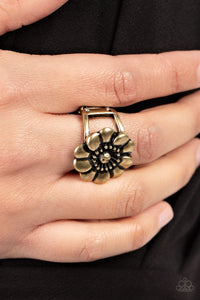 Floral Farmstead - Brass Paparazzi Accessories