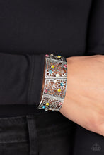Load image into Gallery viewer, Spring Greetings - Multi Paparazzi Accessories
