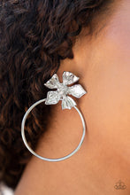 Load image into Gallery viewer, Buttercup Bliss - Silver Paparazzi Accessories
