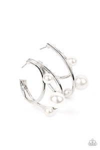 Metro Pier - White Paparazzi Accessories
