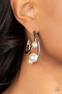 Metro Pier - White Paparazzi Accessories