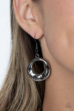Load image into Gallery viewer, Tectonic Treasure - Black Paparazzi Accessories
