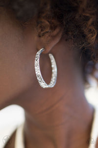 GLITZY By Association Paparazzi Accessories